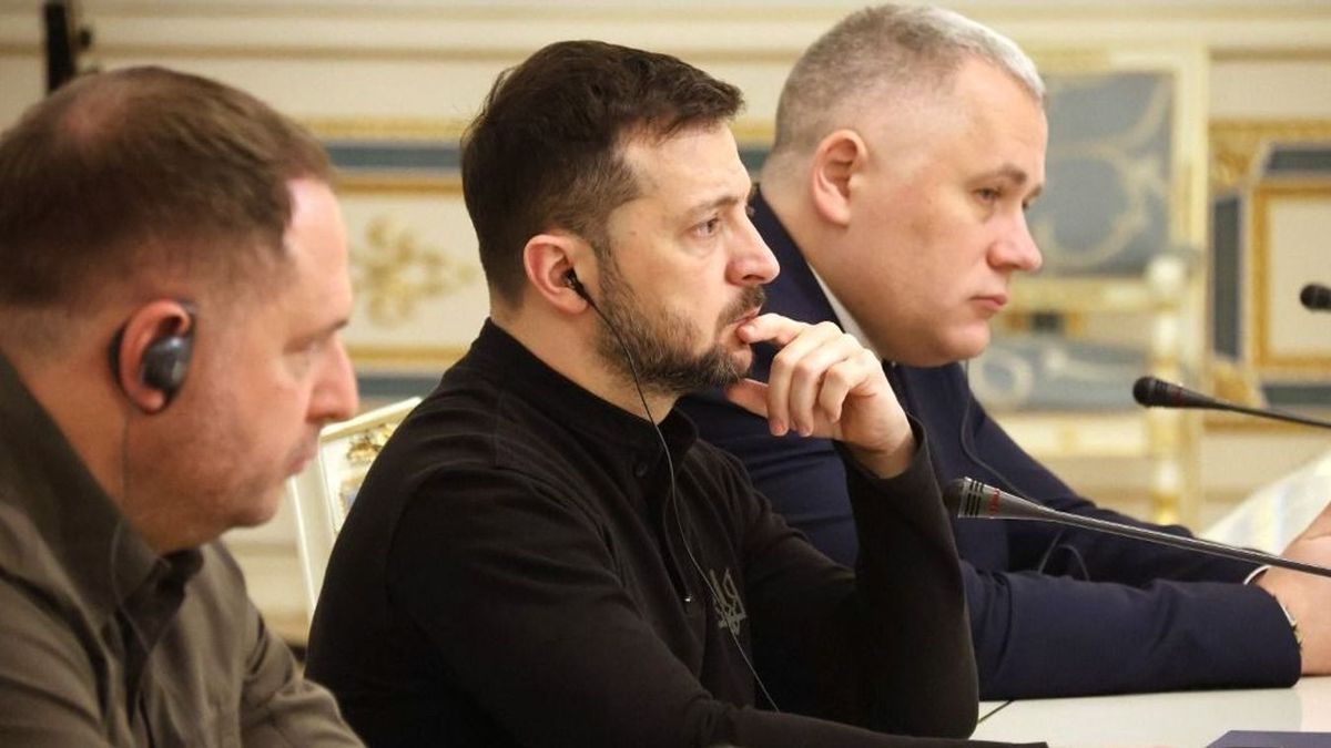 Zelenszkijt a korrupció és a nepotizmus buktathatja meg: saját barátai ássák alá a hatalmát