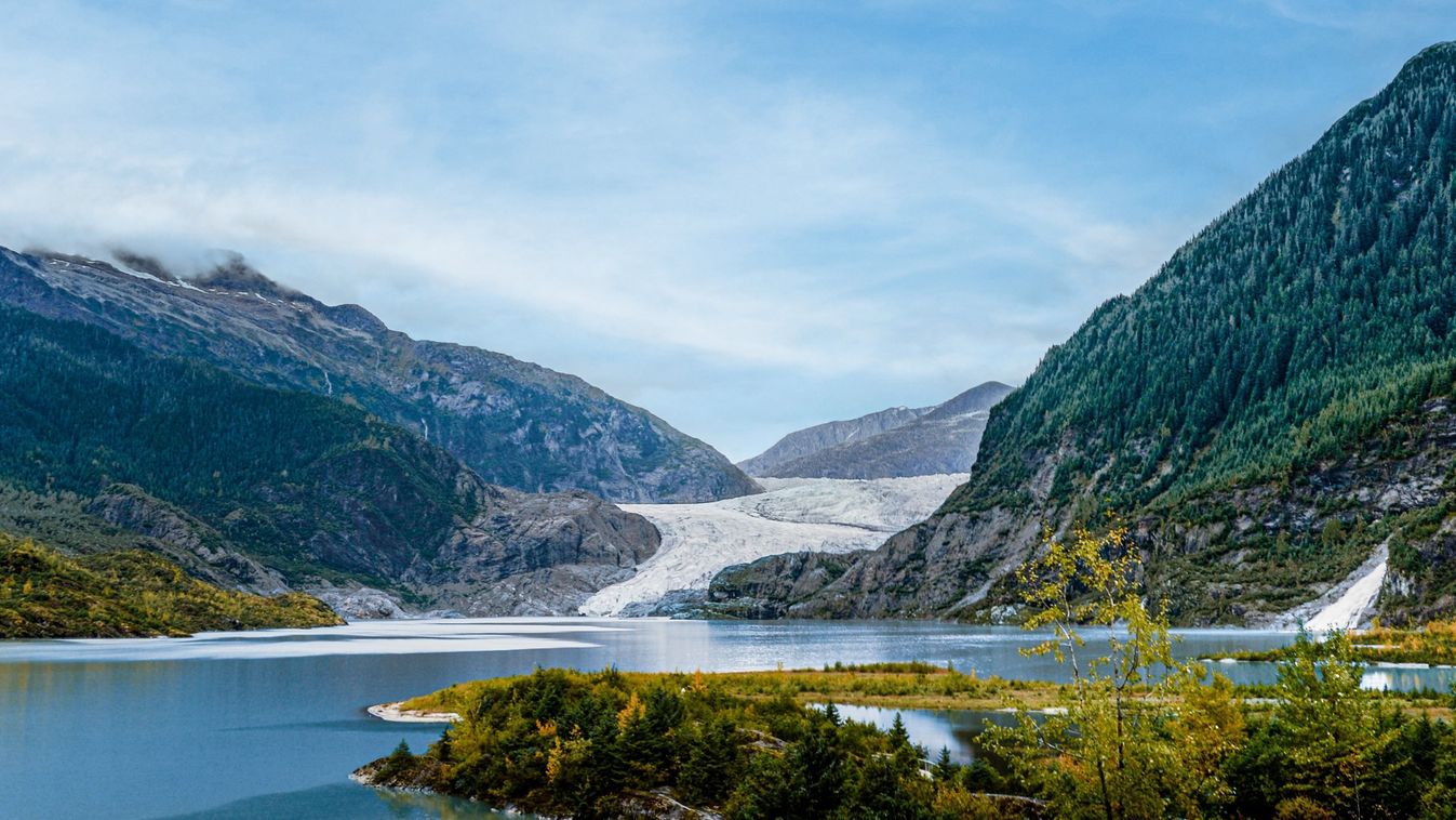 A világ gleccsereinek körülbelül a fele, de akár a 90 százaléka is eltűnhet az évszázad végére
