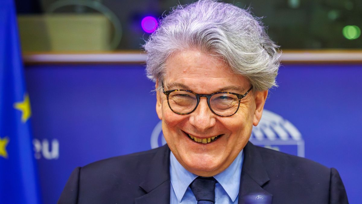 Brutális fenyegetés érkezett: az amerikai szankciókkal sújtott uniós bürokrata bevadult