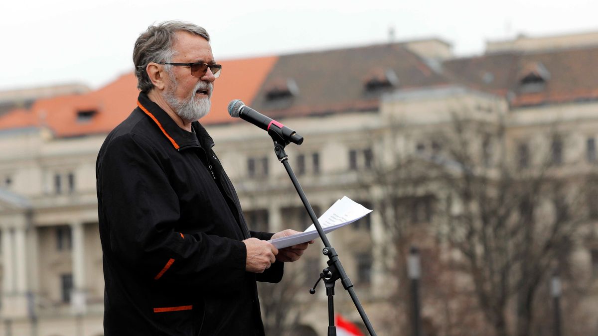 Olyasvalaki védte be Varga Juditot, aki eddig izomból támadta a Fideszt