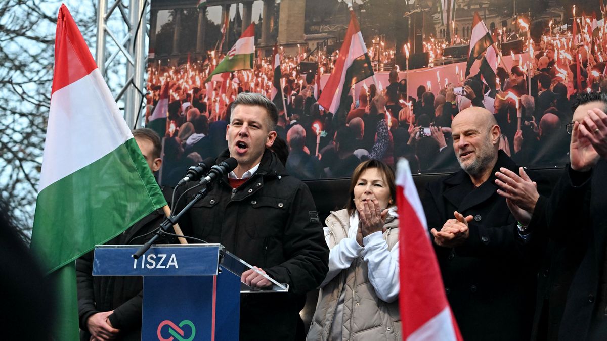 Listába szedték a sokkoló bűnöket: „Péter, te terhesen lökted az ajtóhoz a feleségedet!”