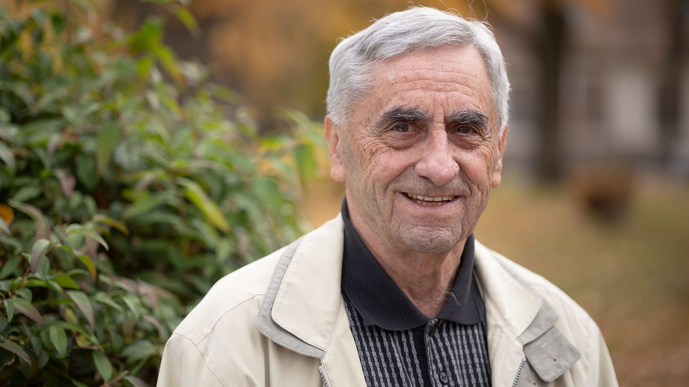 Tudós doktor fényképezőgéppel