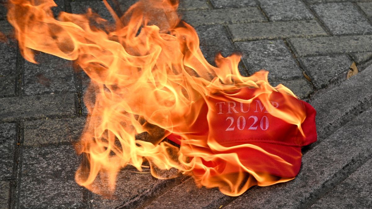 Vért izzadva bizonygatja a Politico, hogy még az európai „jobboldali populisták” körében is népszerűtlen Trump