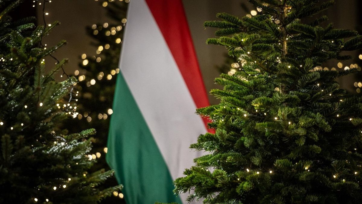 Karácsonyi bakiparádé – ezek maradnak utolsó pillanatra a politikusoknál (VIDEÓ)