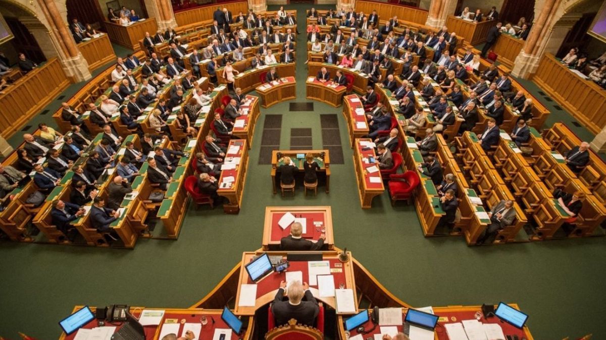 földrengés, parlament