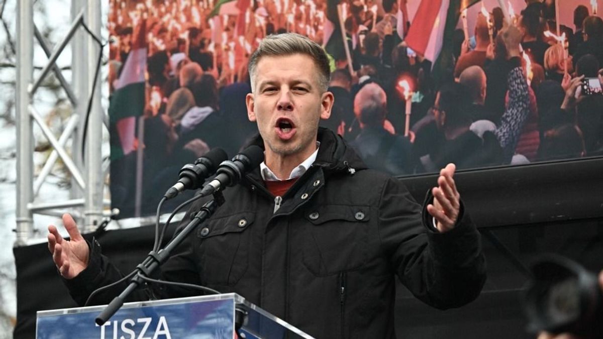 Magyar Péter megidézte a szocialista diktatúra szellemiségét: a Bors betiltása a Kádár-rendszert idézi (VIDEÓ)