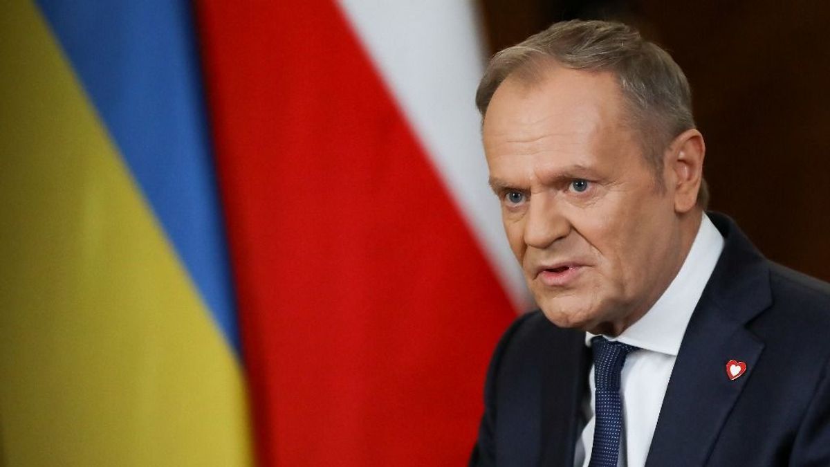 Tuskék rábólintottak: a legrosszabbra készül Lengyelország, már alá is írták a szerződést