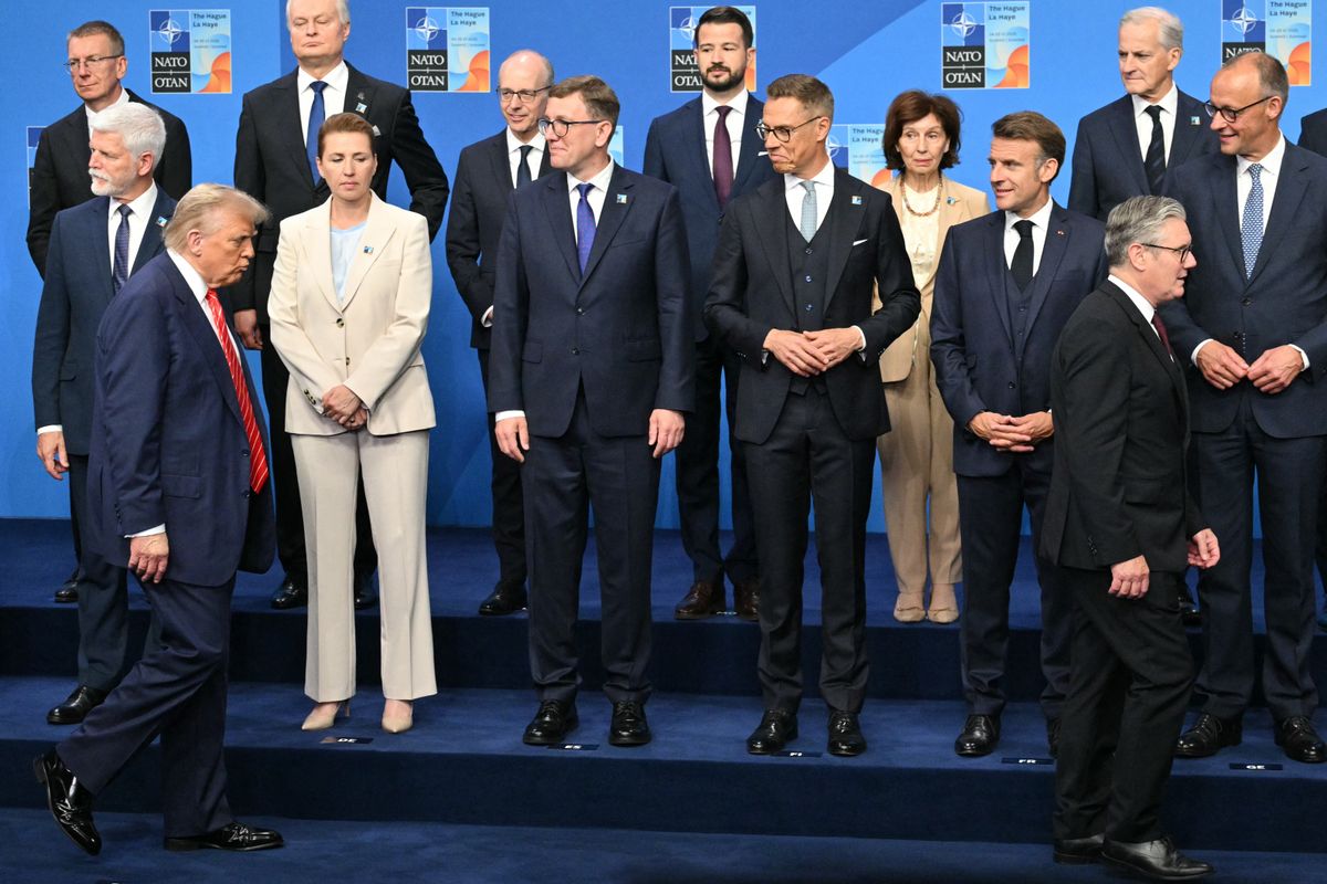 Európa számára eljött a poszt-amerikai korszak kezdete. Trump kijózanító üzenete után a kontinens vezetői saját védelmi stratégiát keresnek.