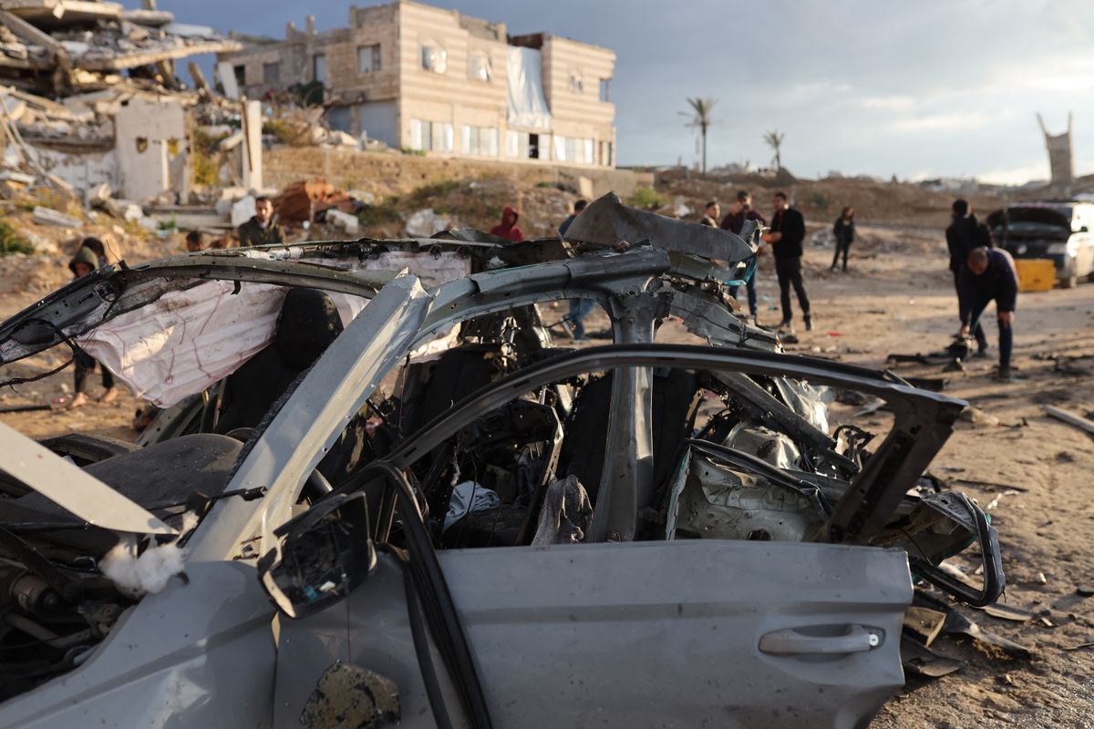 Izrael célzott légicsapást hajtott végre Gázában egy autó ellen, a támadás több halálos áldozatot követelt.
