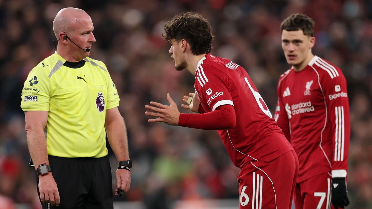 Szoboszlai játék nélkül is főszereplő: a Liverpool „leendő csapatkapitánya” Kerkezt vigasztalta, imádták a drukkerek (VIDEÓ)