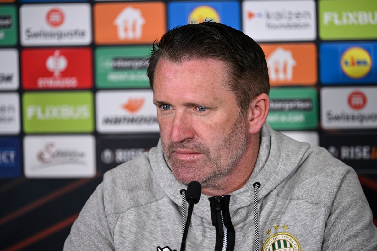 Robbie Keane üzent a szurkolóknak
