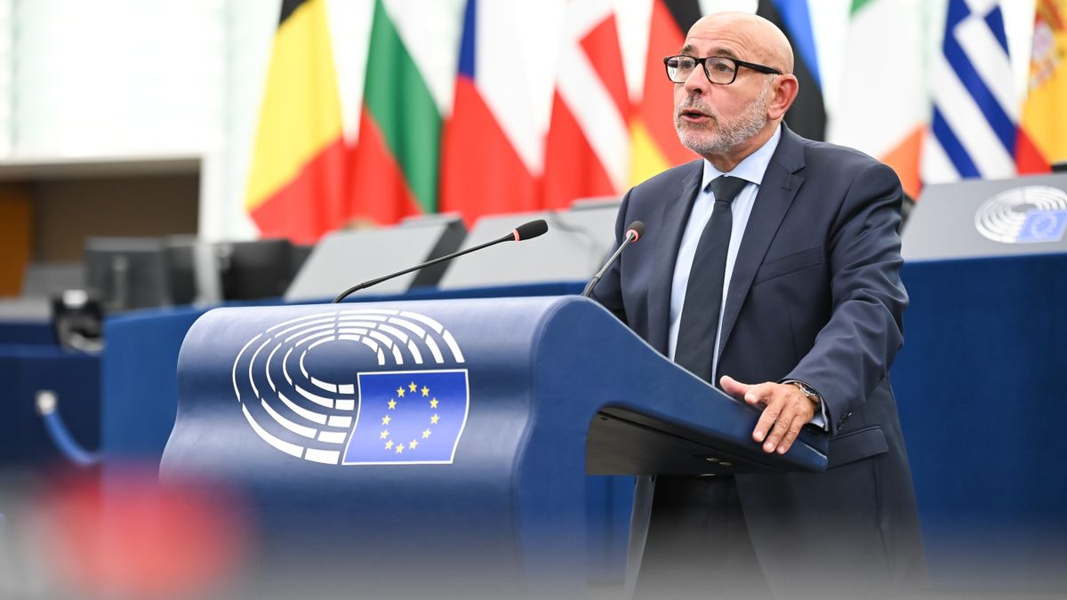 Erősödnek a Patrióták: a Néppártból igazolt képviselőt a jobboldali frakció