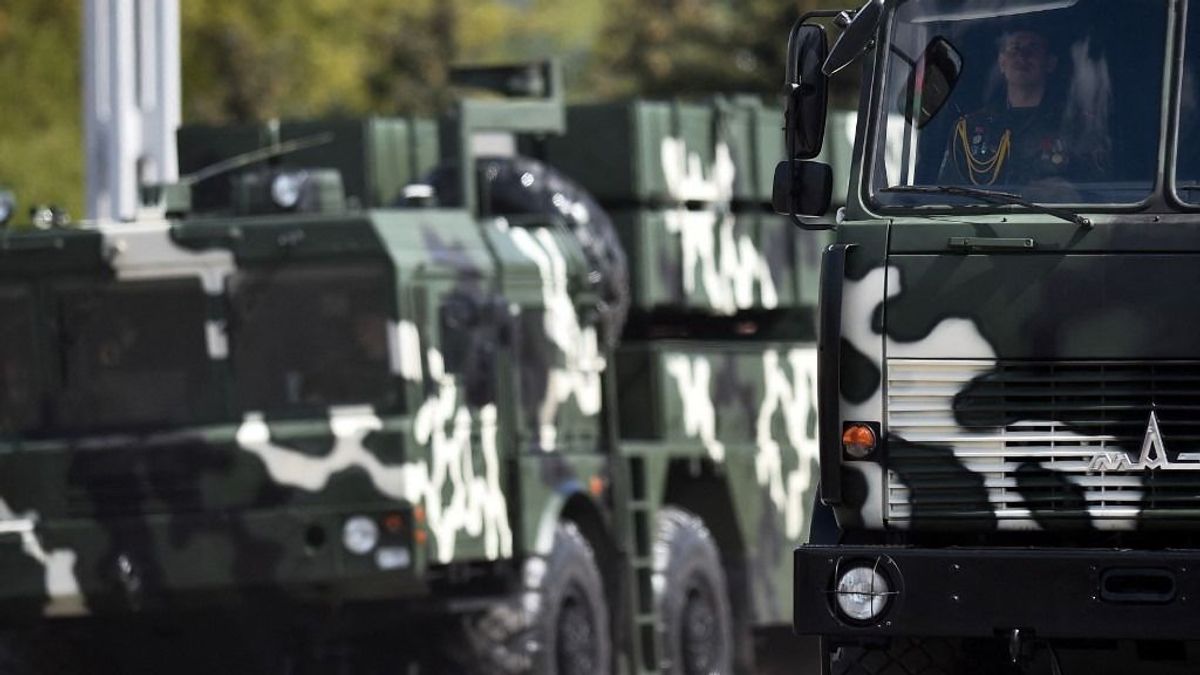 Zelenszkij remegő térdekkel fogadta a hírt: Oroszország szövetségese már a nukleáris fegyverkezés küszöbén áll