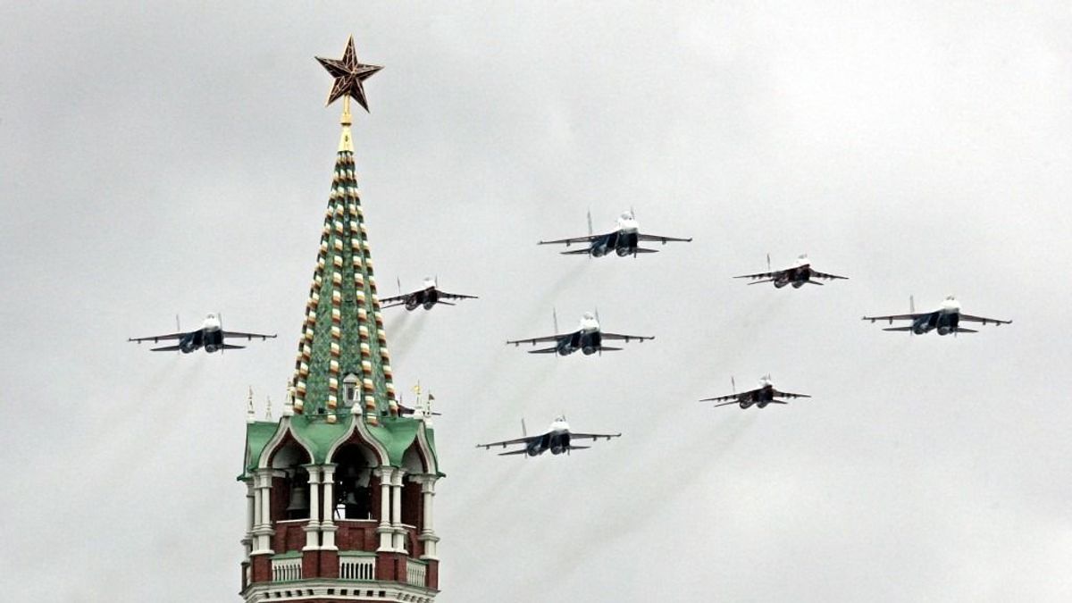 A nyugati politikusok háborúról beszélnek, de a kémek szerint nem valószínű az orosz támadás