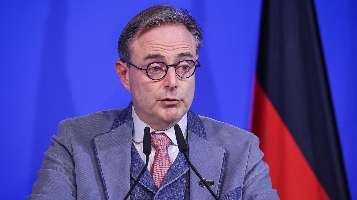 Nekiment a belga miniszterelnök Washingtonnak: Európa sebezhető, és ezt még a szövetségesei is kihasználhatják