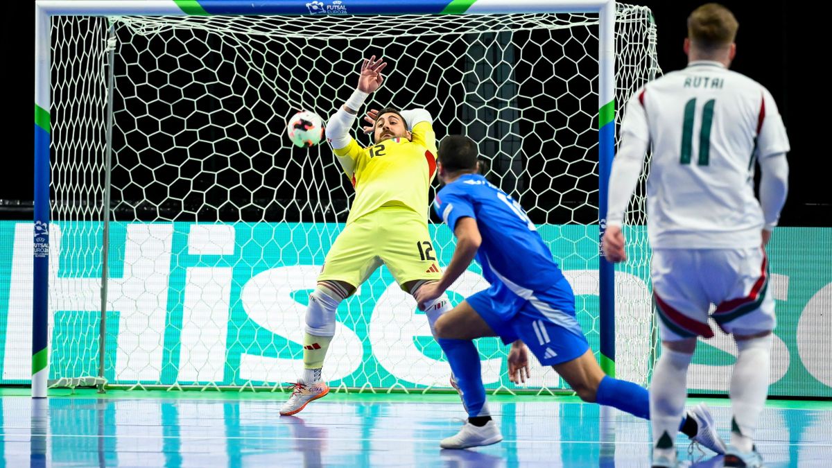 Magyar bombagól, Rutai-dupla, vitatott olasz találat – emelt fővel, bravúros teljesítménnyel búcsúzik a futsalválogatott