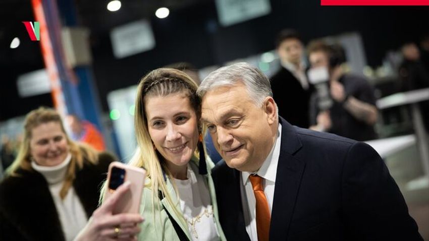 Így fogadták Orbán Viktort a Fidesz-kongresszus résztvevői