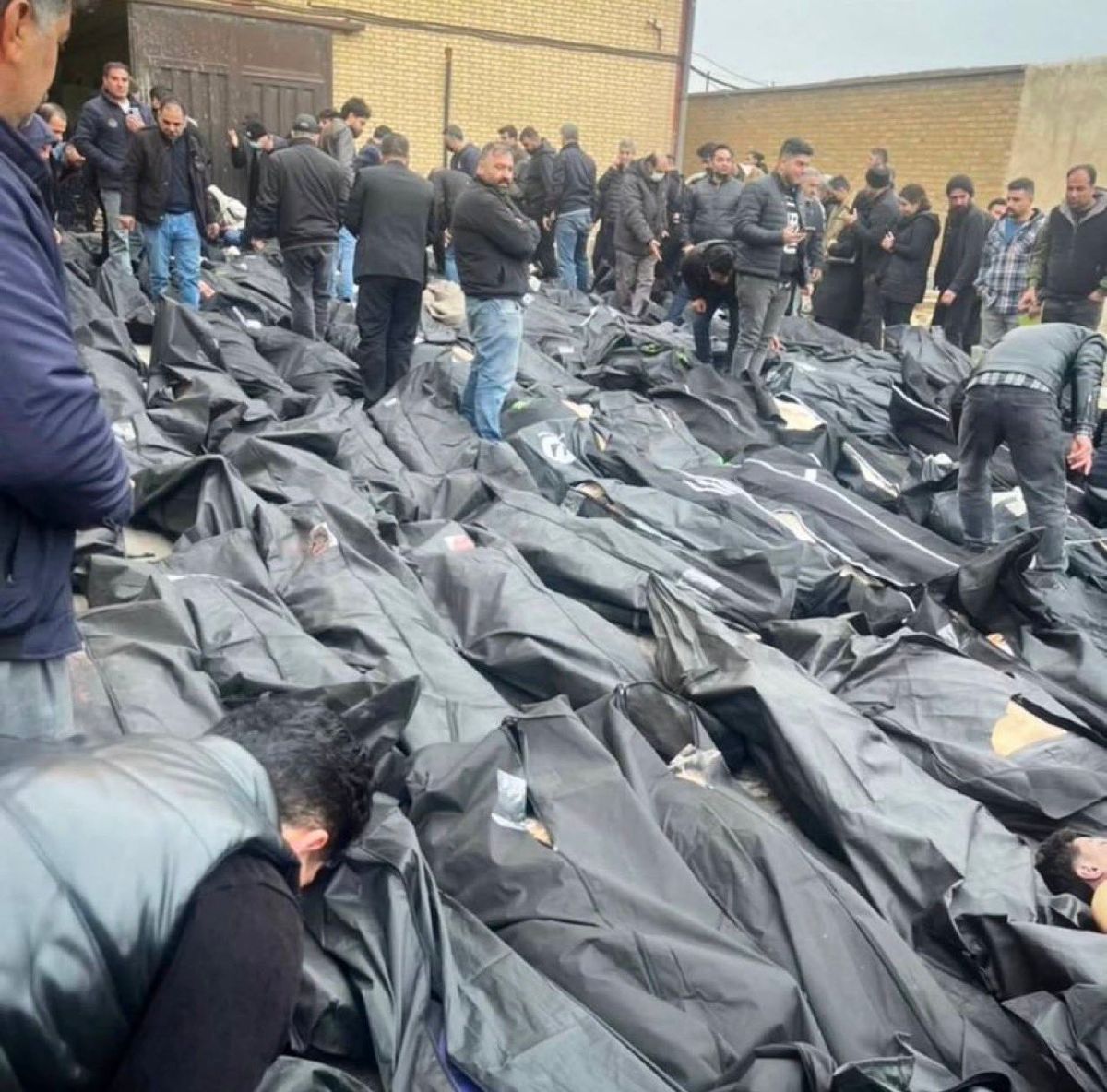 Iránban ezrek halhattak meg a tiltakozások során, a pontos szám továbbra is tisztázatlan. A válság óráról órára súlyosbodik.