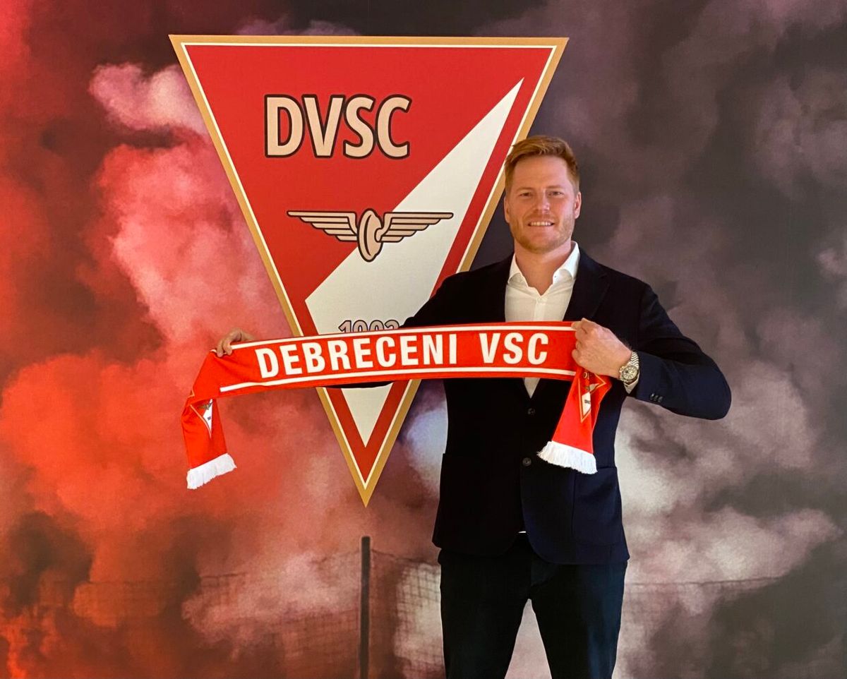 Bogdán Ádám, Debrecen, DVSC, Loki, angolok, Stockport County