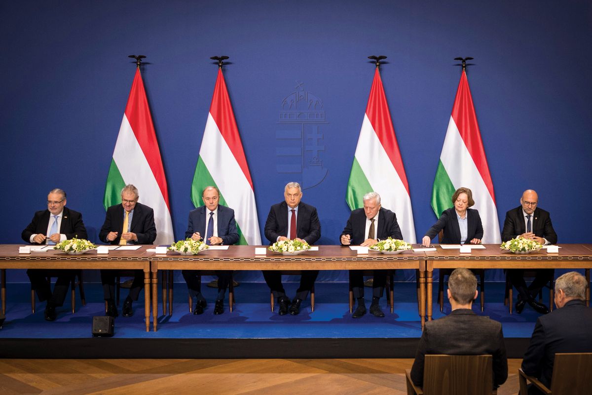 ROLEK Ferenc; PERLUSZ László; MÉSZÁROS Melinda; ORBÁN Viktor; ZLATI Róbert; ZS. SZŐKE Zoltán; PALKOVICS Imre