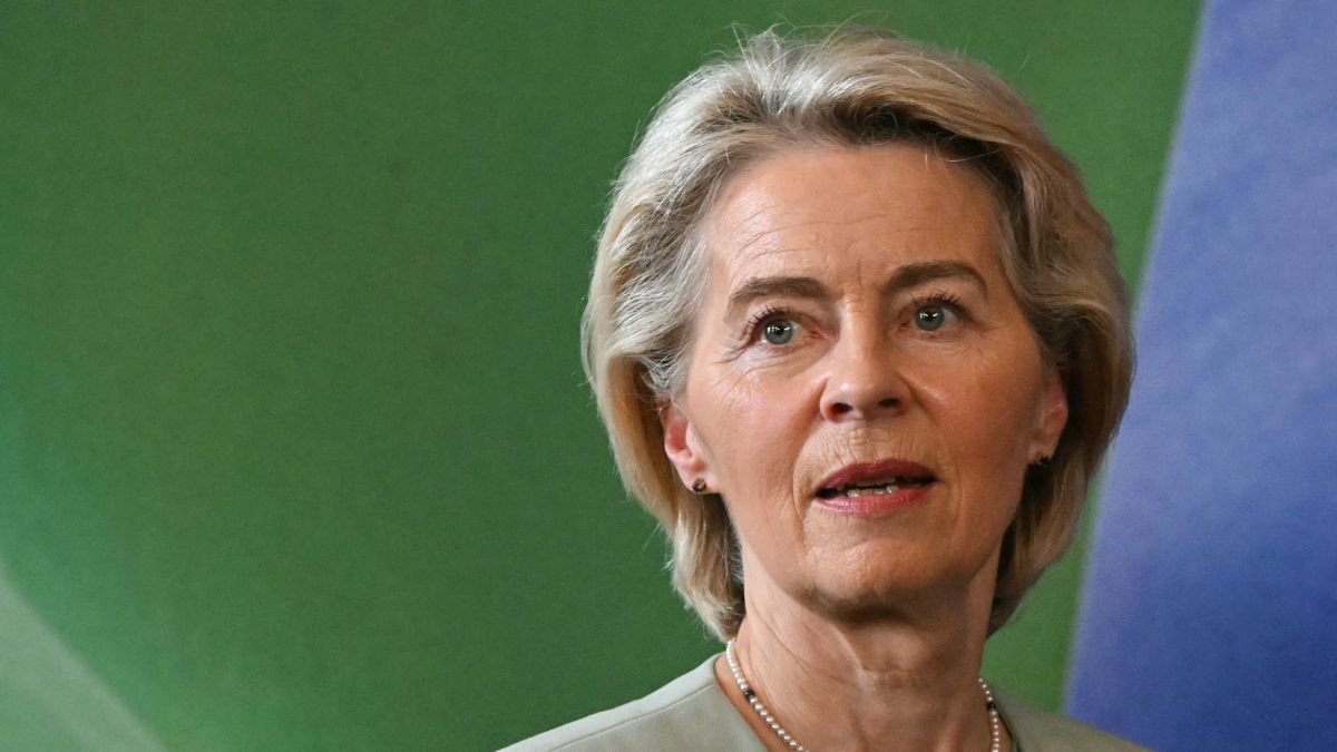 Von der Leyen hanyatt-homlok menekült Davosból: a Bizottság vezetője véletlenül sem akart összefutni Trumppal