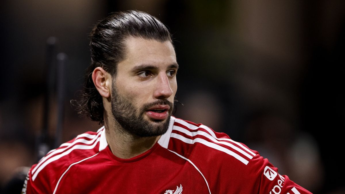 Szoboszlai Dominik, a „Keresztapa”: híres világmárka ruháiban pózol a Liverpool sztárja (FOTÓ)