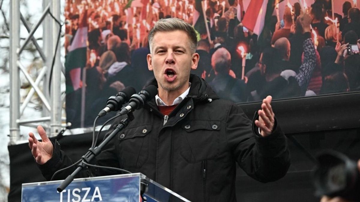 Itt a Tisza-burger: Magyar Péter pártja nagy adag moslékot főzött ki a baloldal politikusaiból (VIDEÓ)