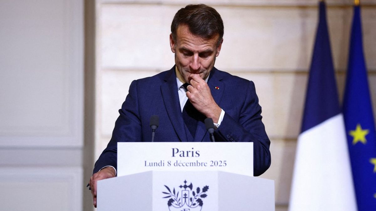 Elege van a franciáknak: valódi vezetőt követelnek maguknak Macron helyett