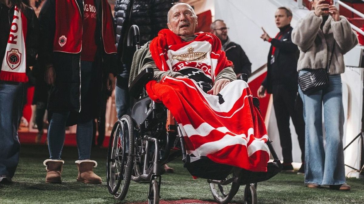 Szívszaggató képsorok: állva tapsolták a magyar legendát Belgiumban (FOTÓK)