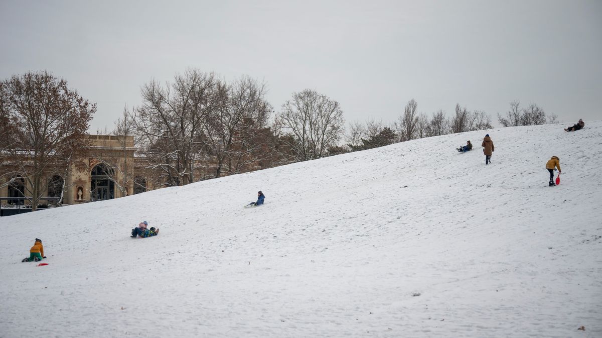 Elő a szánkókkal! – mutatjuk a legjobb helyeket a főváros közelében
