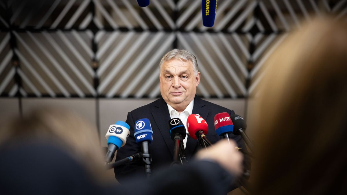 Ettől a falra mászik Zelenszkij: Orbán Viktor szombat reggel üzent Kijevnek