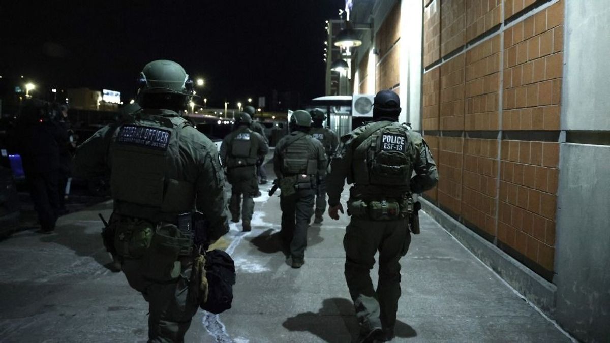 Amerika rejtélyes fegyvert vetett be: Maduro katonái vért hányva estek össze