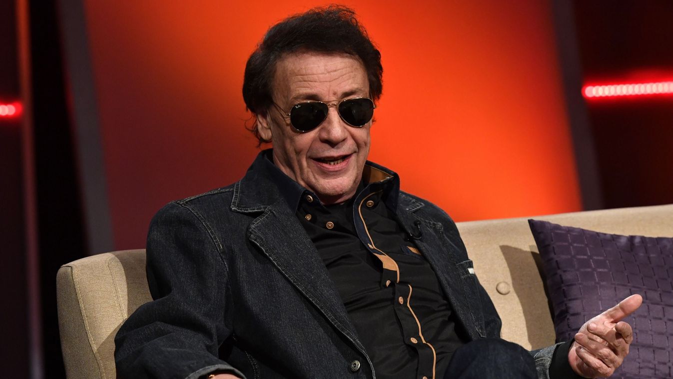 Meghalt Fenyő Miklós