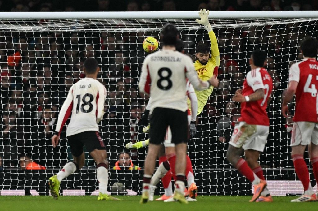 Szoboszlainak most nem sikerült szabadrúgásból betalálnia az Arsenalnak