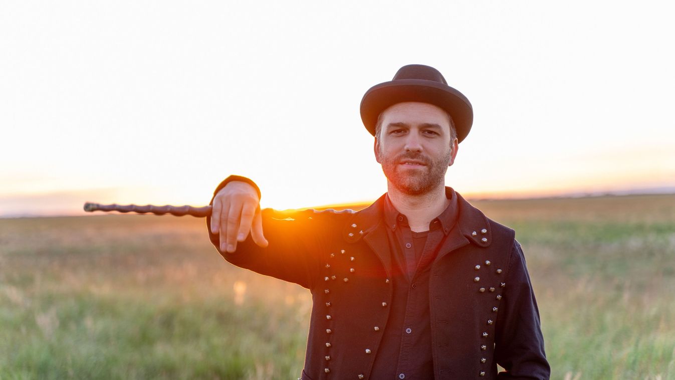 Hallgatójává válni a&nbsp;zenének