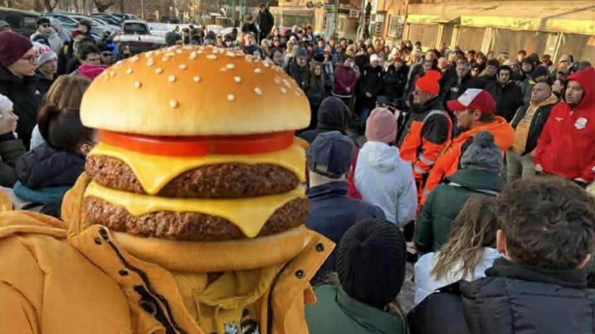 Egy keselyűburger rendel – akcióban az eltűnt fiú ügyében a Billog