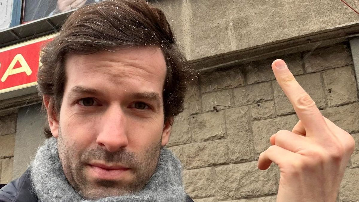 A protokoll szakértő szerint ez már nem fér bele. Fotó: Facebook