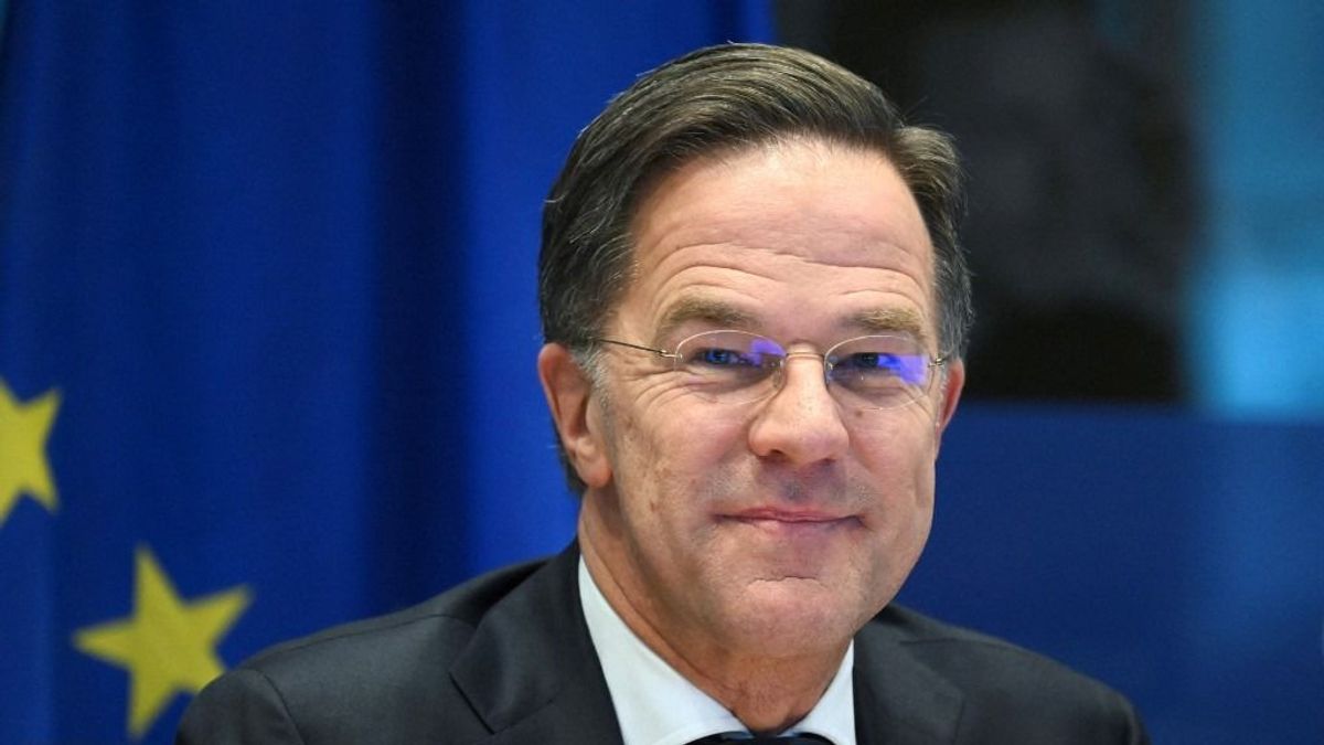 Rutte teljesen elveszítette a fejét: „létfontosságú”, hogy Ukrajna folytatni tudja a háborút