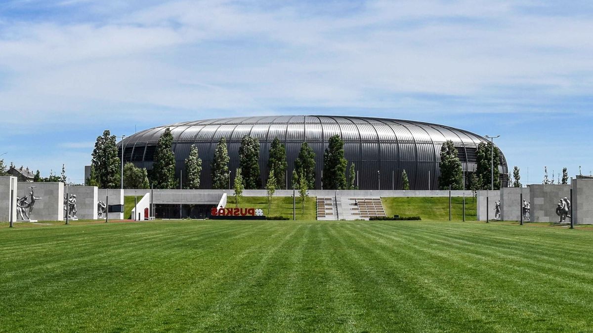 Tűz ütött ki a Papp László Sportarénában