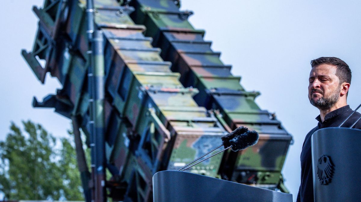 Bajban Ukrajna: a legrosszabbkor jött a transzatlanti vita Kijevnek