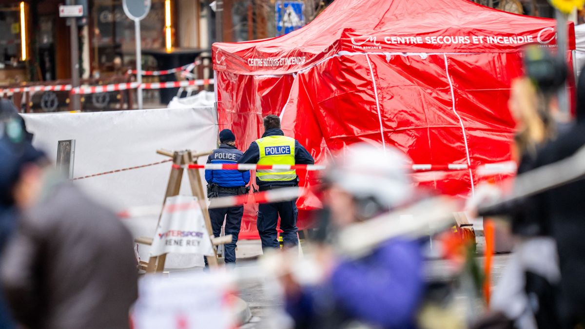 Svájci horrorszilveszter: fotón a pillanat, mielőtt elszabadult volna a pokol a szórakozóhelyen