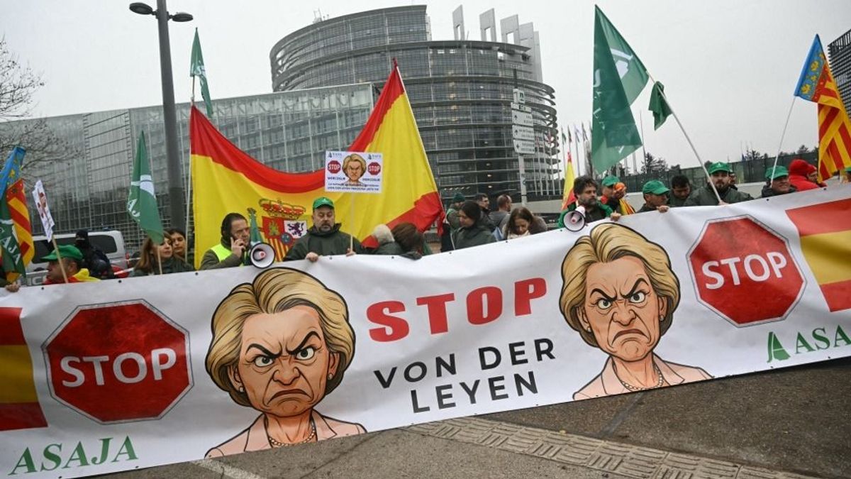 Egyre vékonyabb a jég, de Von der Leyen ismét megmenekült: az Európai Parlament a negyedik bizalmatlansági indítványt is leszavazta