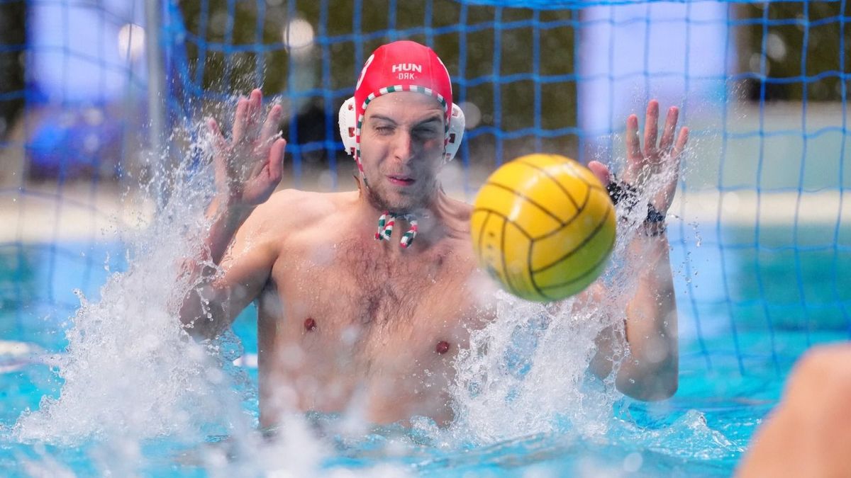 Kár érte: az utolsó másodpercben kapott góllal szenvedett vereséget a magyar válogatott