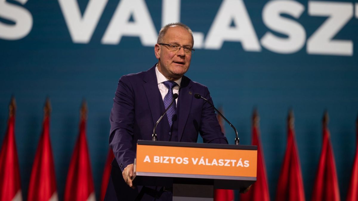 Navracsics Tibor bejelentette: újra harcba száll a tapolcai választókerületért