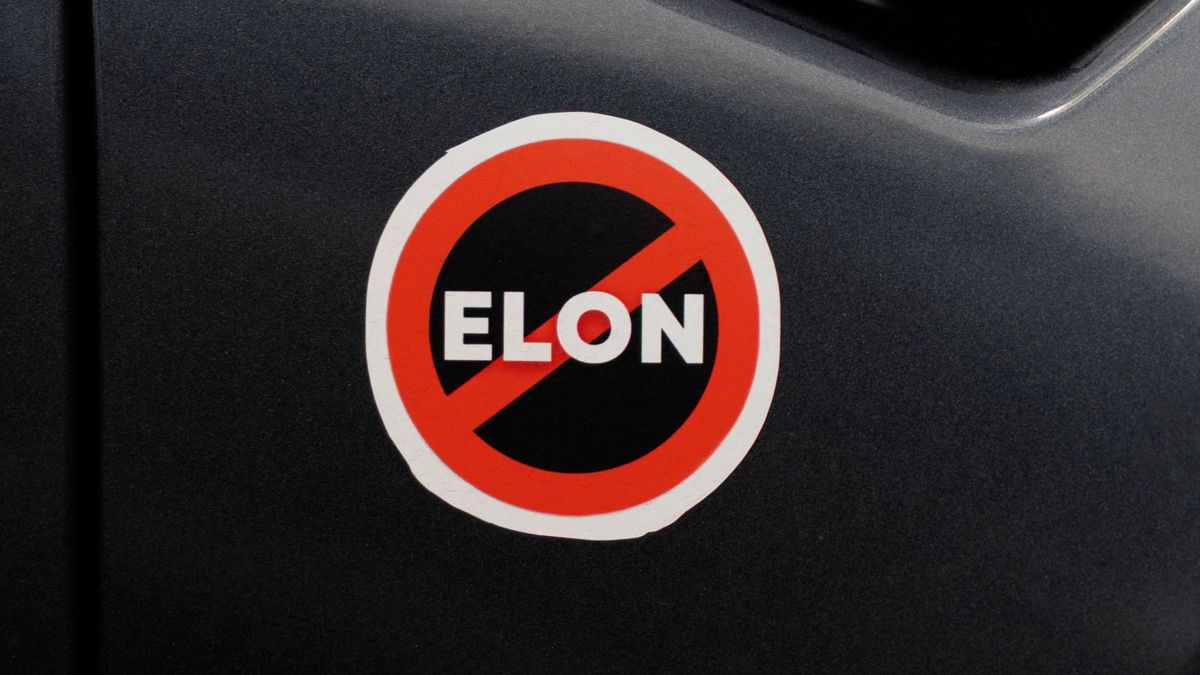 Döbbenetes fordulat Párizsban: rendőrök rohanták le Elon Muskék franciaországi irodáját