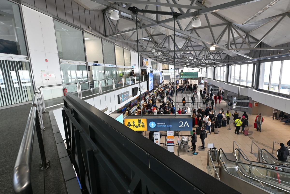 Orbán Viktor is ismertette: a budapesti reptér egyre több utast szolgál ki (Fotó: MTI/Illyés Tibor)