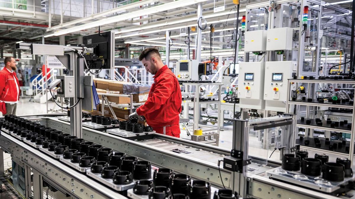 Döbbenetes szám: a szakértő elárulta, mekkora kár érte eddig Magyarországot a háború miatt