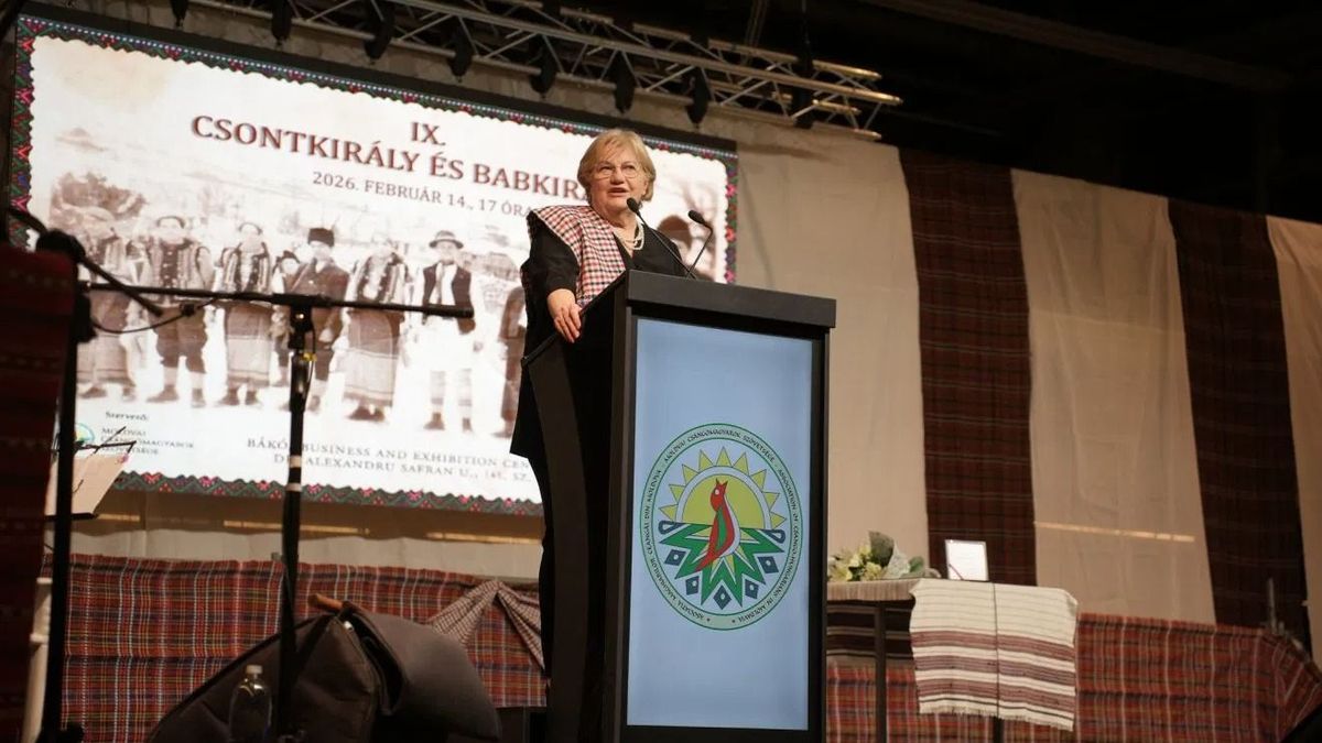 Szili Katalin megkapta a „csángók keresztanyja” címet Moldvában