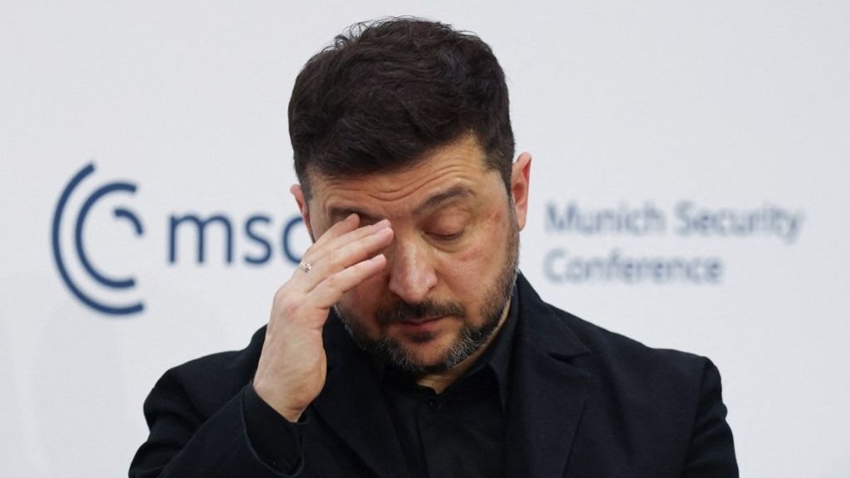 Zelenszkijnek nem lesz más választása, lemondásra kényszerülhet: az ukrán elnök nyakig benne volt az aranybudi-botrányban