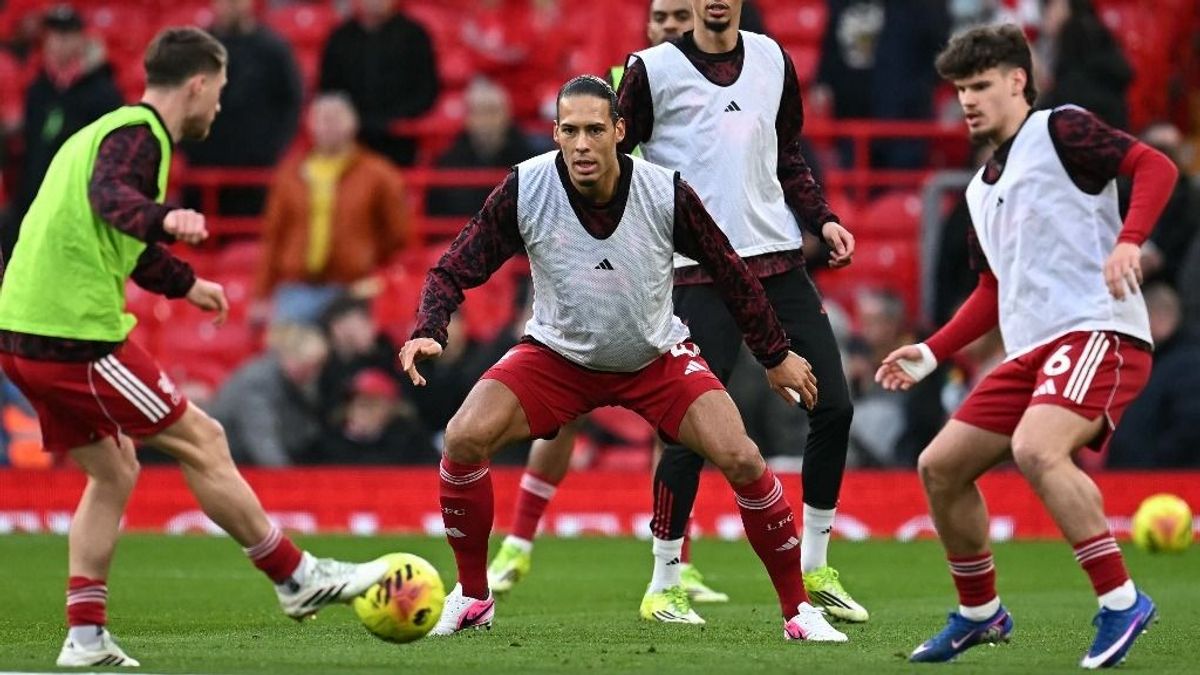 Van Dijket Kerkez fejlődéséről faggatták – ezt reagálta a csapatkapitány